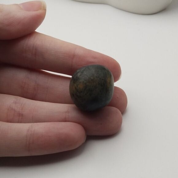 Wooden native round ball bead - Picture 1 of 3